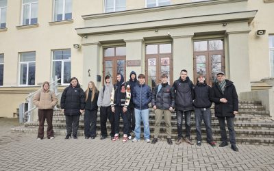 Pakruojo „Atžalyno“ gimnazijos II klasių mokiniai lankėsi Pakruojo turizmo ir verslo informacijos centre