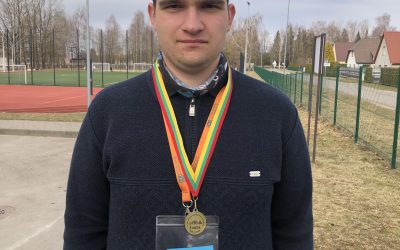 Karolio stichija – tikslieji mokslai