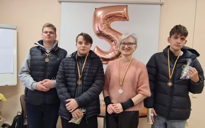 Atžalyniečiai šaškių-šachmatų turnyre